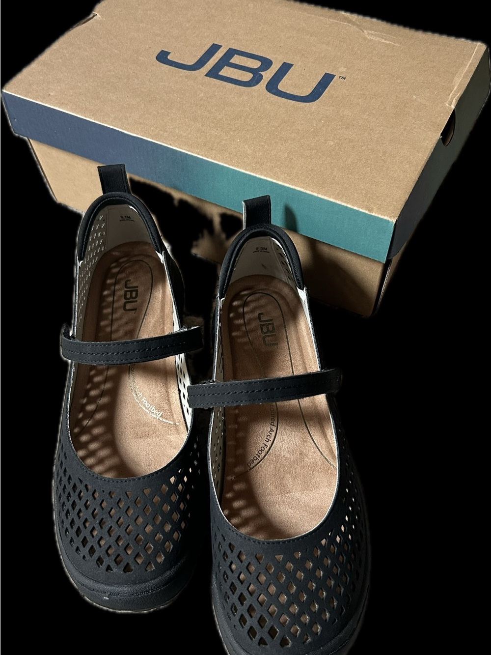 NEW IN BOX! JBU Women’s Mary Jane Casual Shoes Sz 9 1/2
